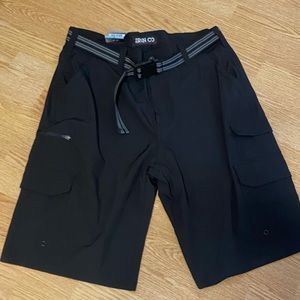 Shorts Men’s size 32